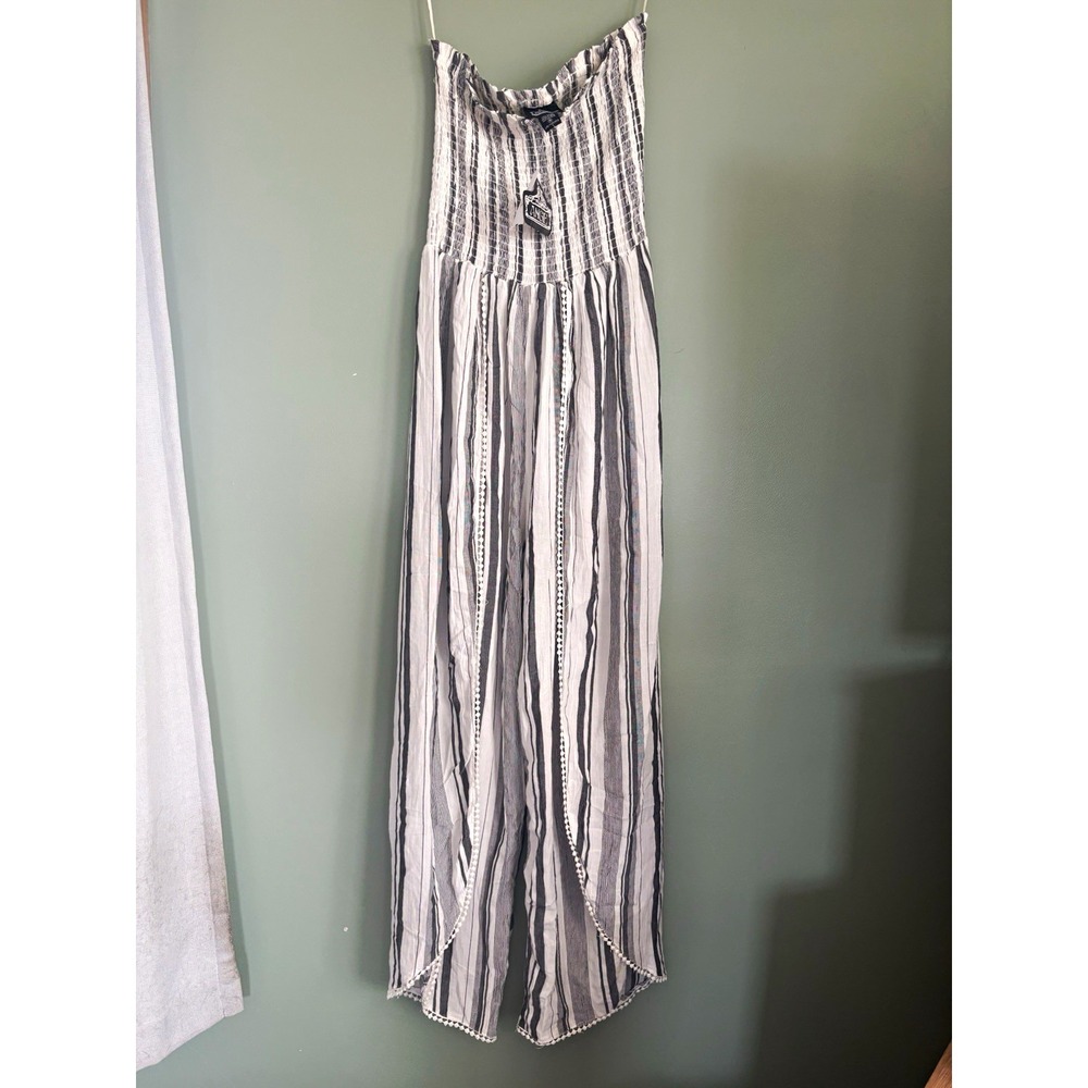 Angie NWT Women's Black/White Striped Smocked Wide-Leg Sleeveless Jumpsuit M